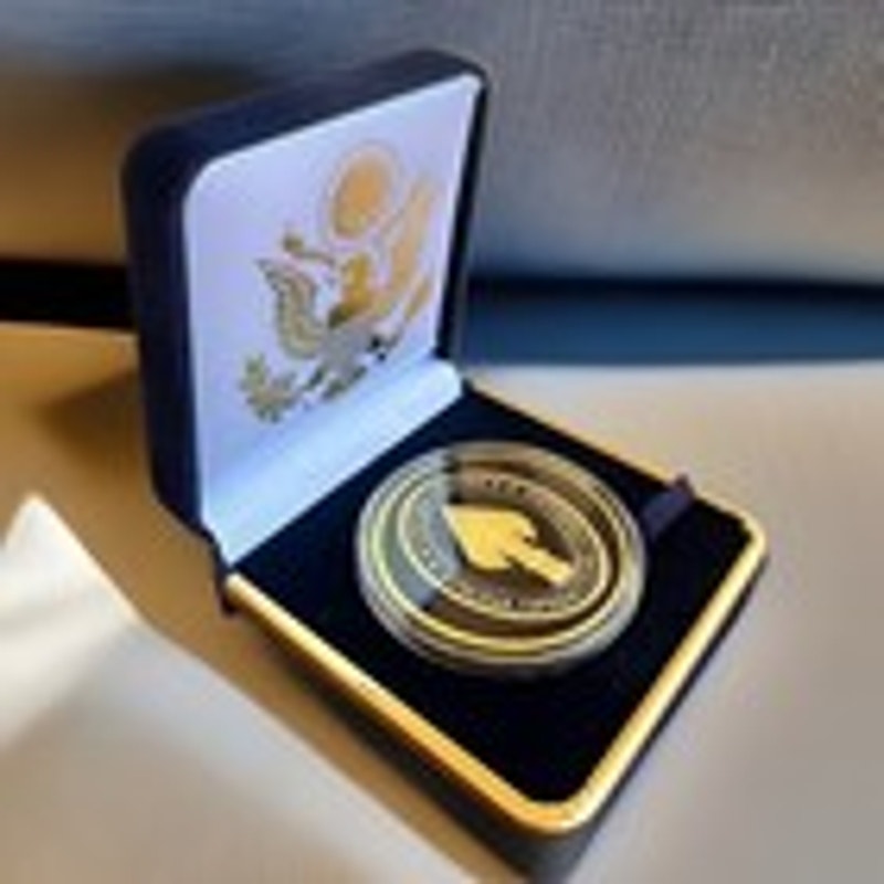Department of Energy (DOE) Challenge Coin With Blue Velvet Case. Fast Shipping!