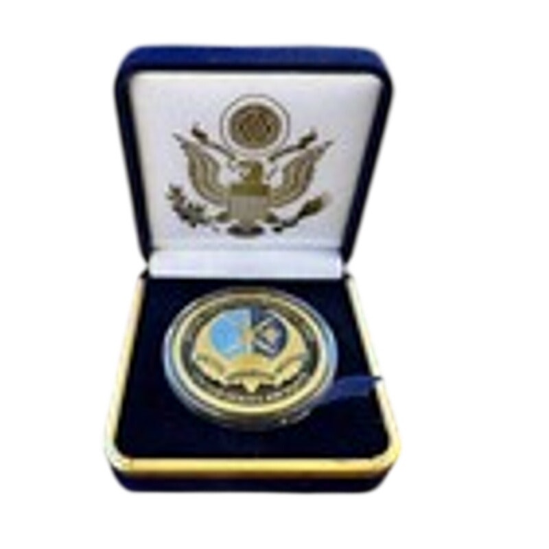 Department of Energy (DOE) Challenge Coin With Blue Velvet Case. Fast Shipping!