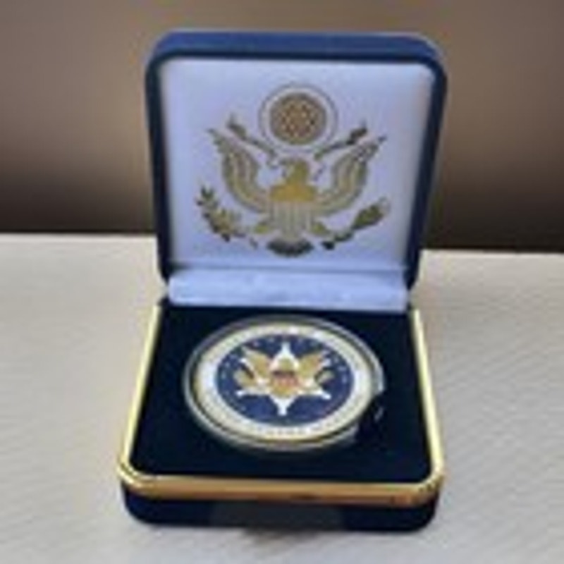 Department of Energy (DOE) Challenge Coin With Blue Velvet Case. Fast Shipping!