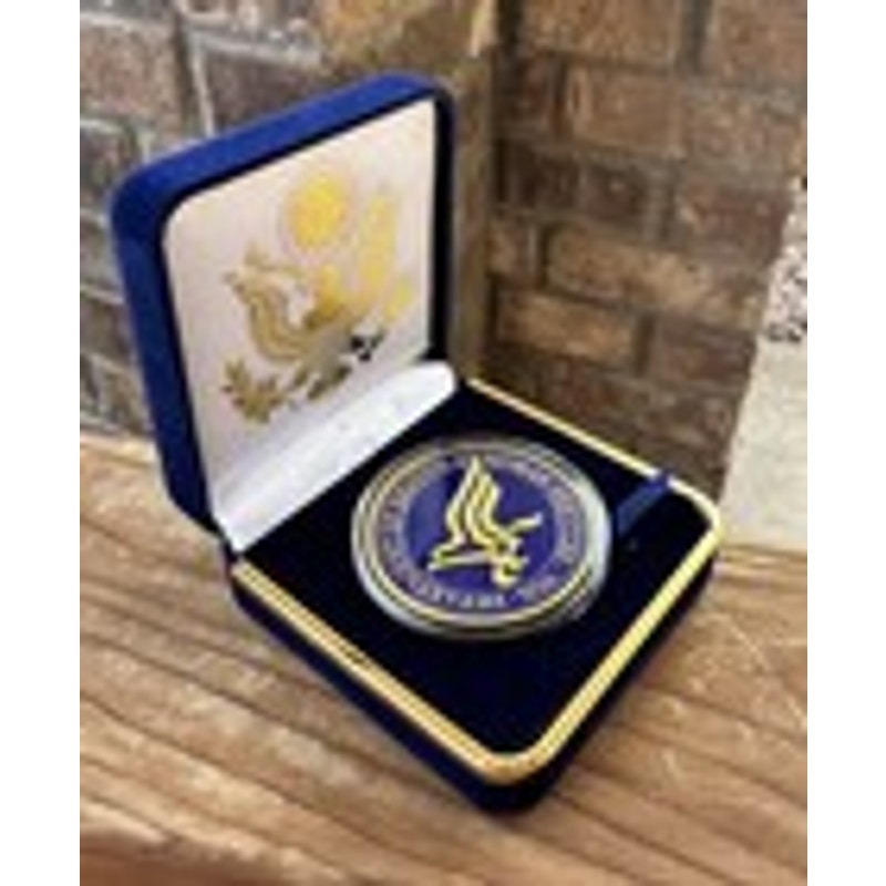 Department of Energy (DOE) Challenge Coin With Blue Velvet Case. Fast Shipping!