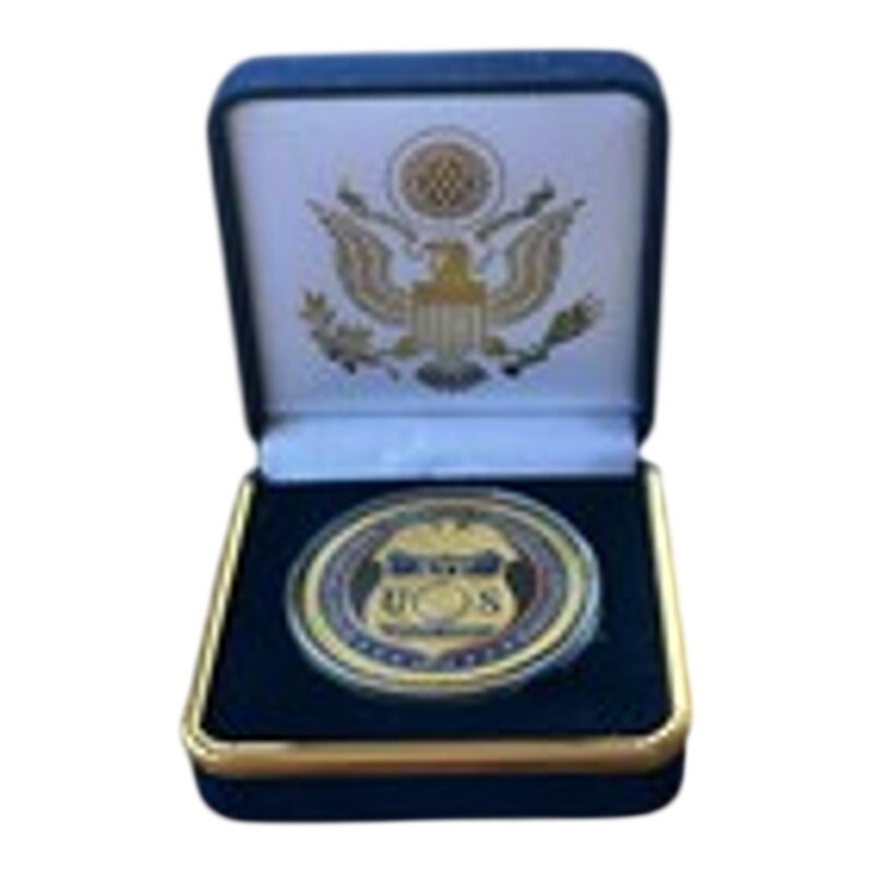 Department of Energy (DOE) Challenge Coin With Blue Velvet Case. Fast Shipping!