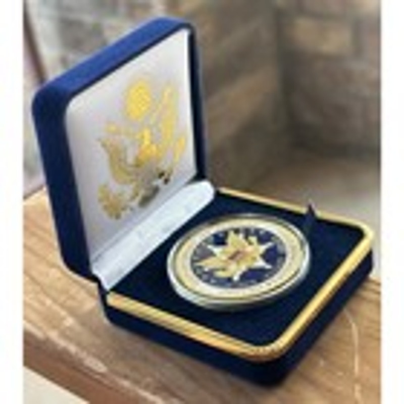 Department of Energy (DOE) Challenge Coin With Blue Velvet Case. Fast Shipping!