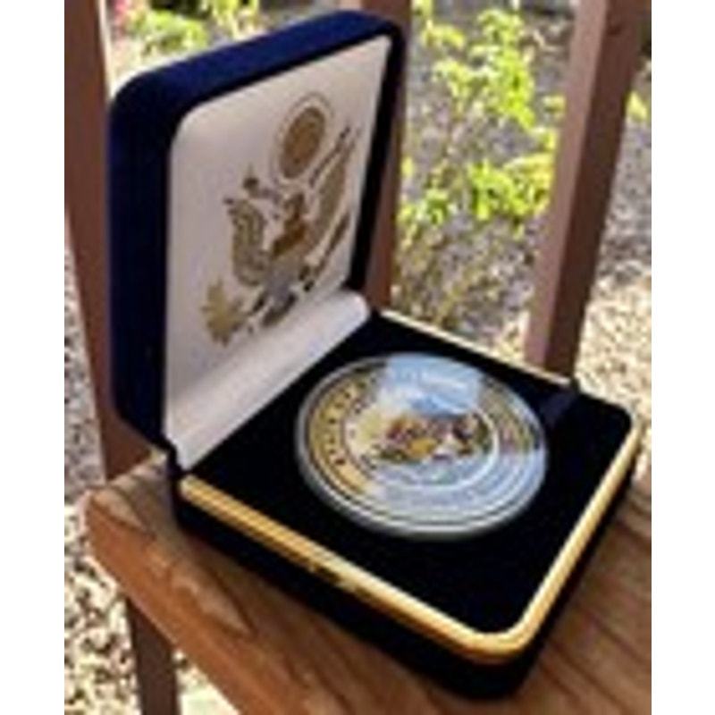 Department of Energy (DOE) Challenge Coin With Blue Velvet Case. Fast Shipping!