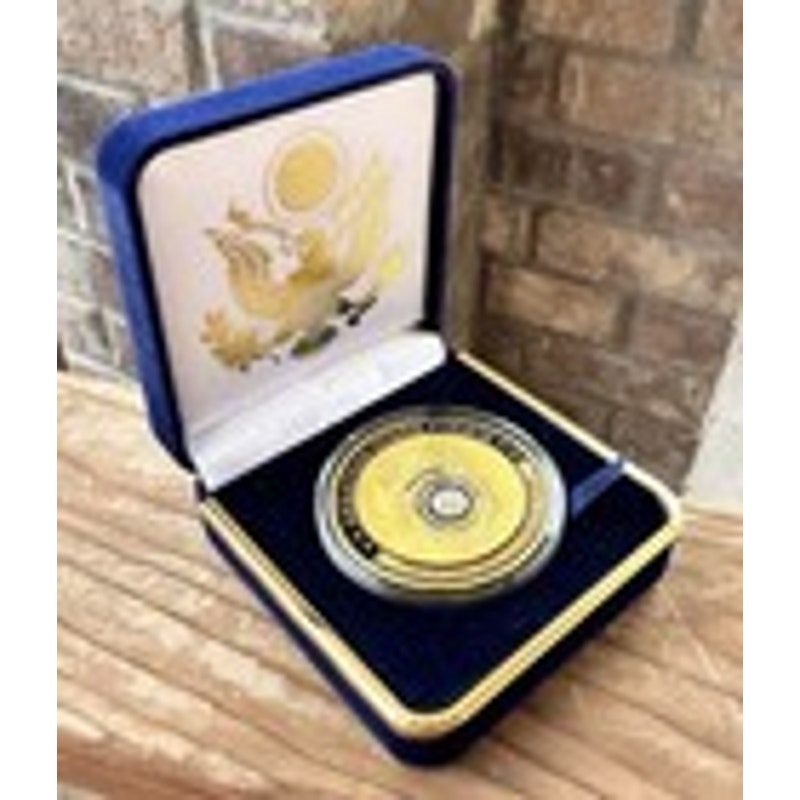Department of Energy (DOE) Challenge Coin With Blue Velvet Case. Fast Shipping!