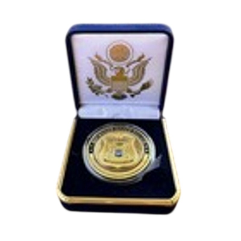 Department of Energy (DOE) Challenge Coin With Blue Velvet Case. Fast Shipping!
