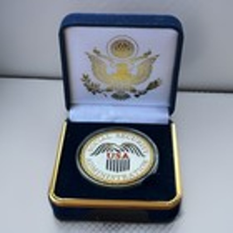Department of Energy (DOE) Challenge Coin With Blue Velvet Case. Fast Shipping!