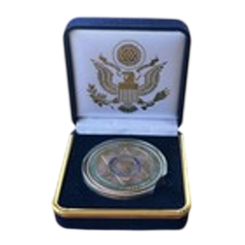 Department of Energy (DOE) Challenge Coin With Blue Velvet Case. Fast Shipping!