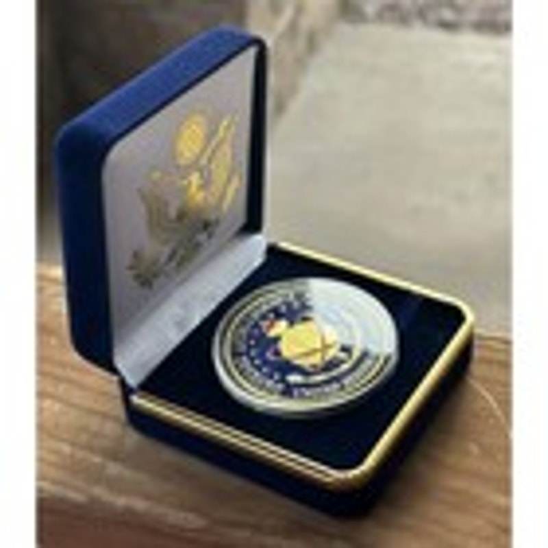 Department of Energy (DOE) Challenge Coin With Blue Velvet Case. Fast Shipping!