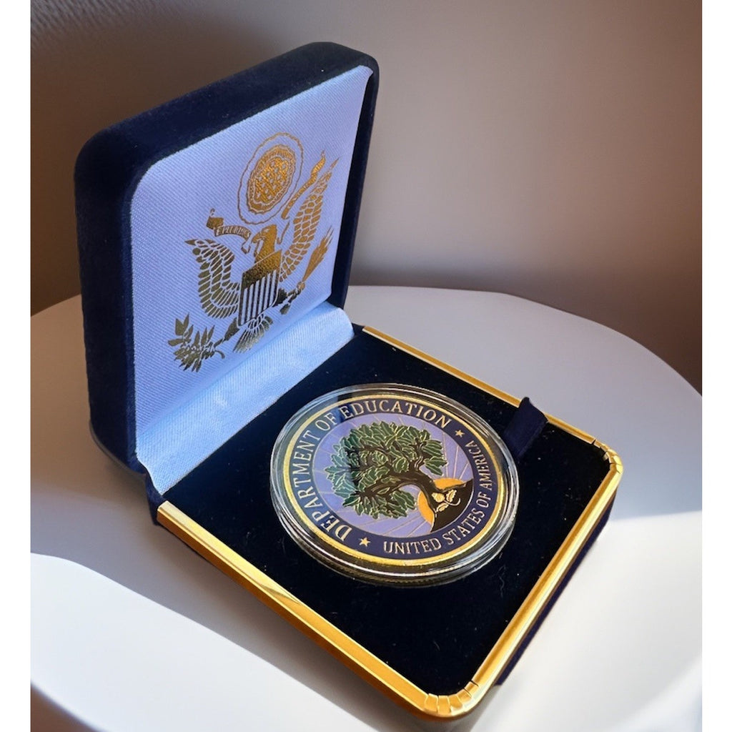 Department of Energy (DOE) Challenge Coin With Blue Velvet Case. Fast Shipping!