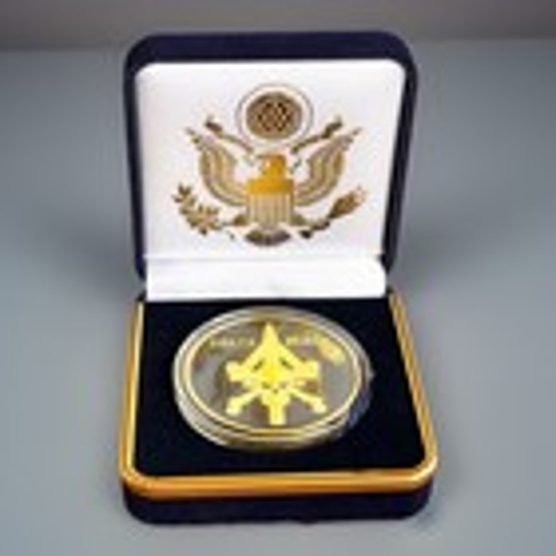 Department of Energy (DOE) Challenge Coin With Blue Velvet Case. Fast Shipping!