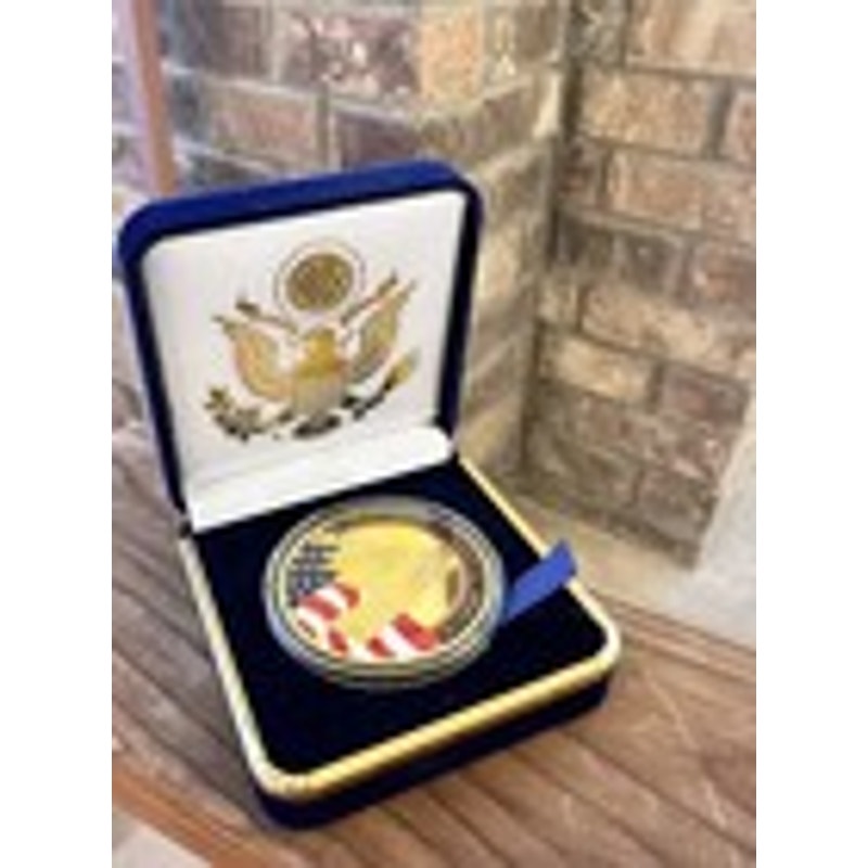 Department of Energy (DOE) Challenge Coin With Blue Velvet Case. Fast Shipping!