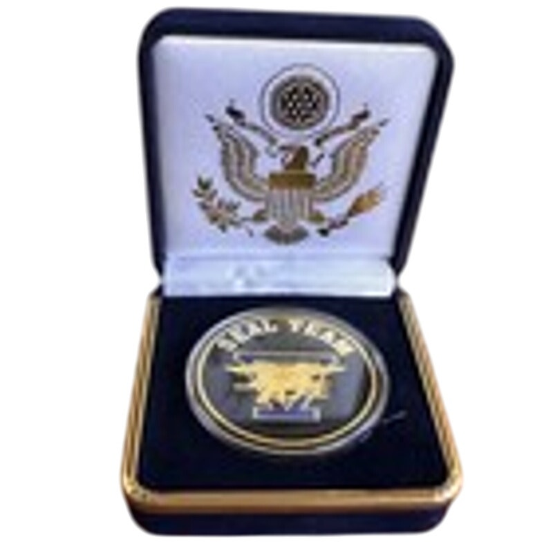 Department of Energy (DOE) Challenge Coin With Blue Velvet Case. Fast Shipping!