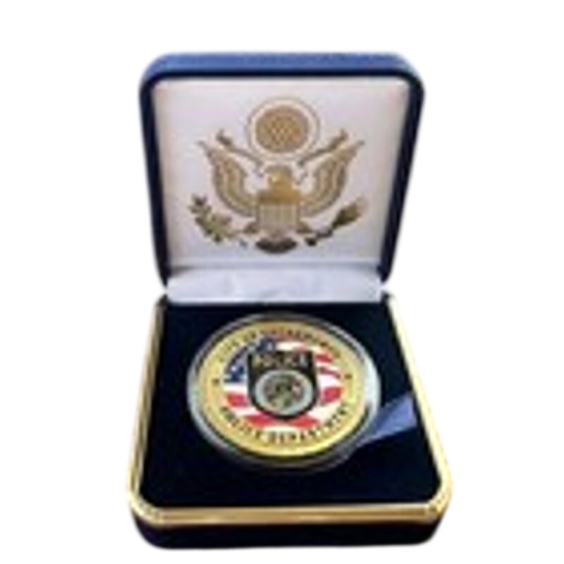 Department of Energy (DOE) Challenge Coin With Blue Velvet Case. Fast Shipping!