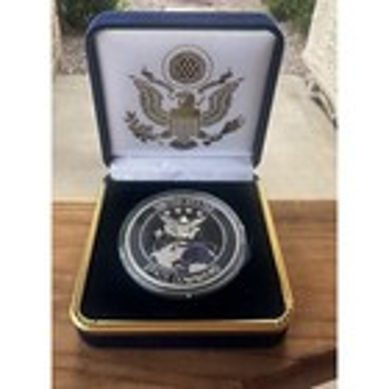 Department of Energy (DOE) Challenge Coin With Blue Velvet Case. Fast Shipping!