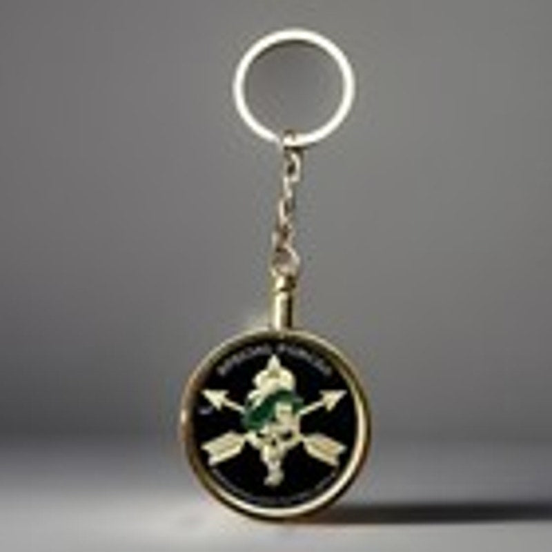 U S ARMY Special Forces "Green Berets" Challenge Coin Keychain. Fast Shipping!
