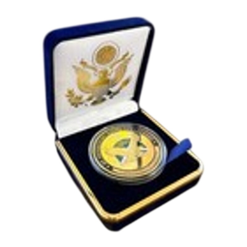 Department of Energy (DOE) Challenge Coin With Blue Velvet Case. Fast Shipping!