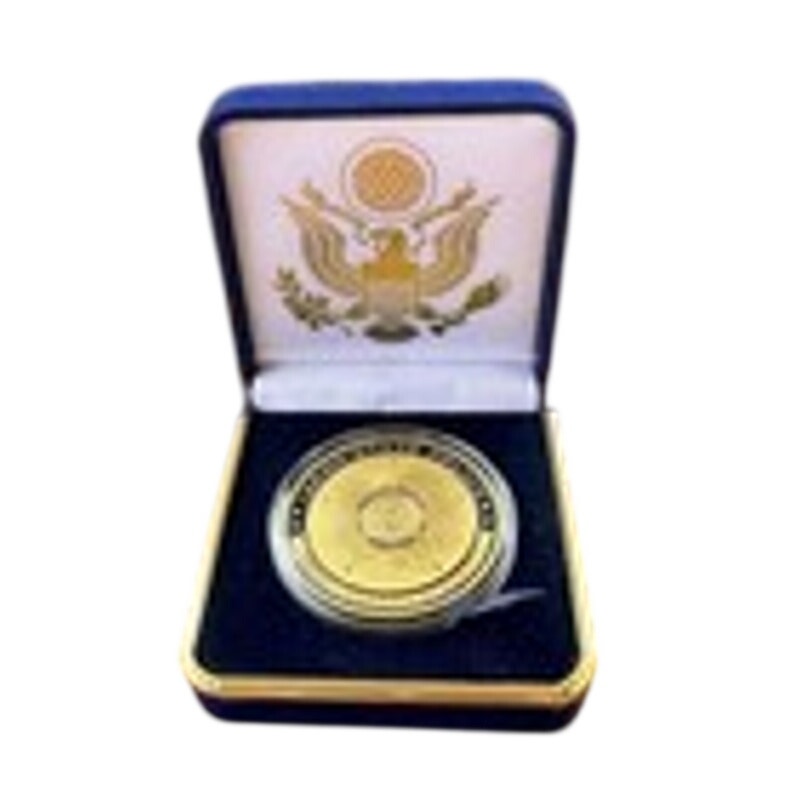 Department of Energy (DOE) Challenge Coin With Blue Velvet Case. Fast Shipping!
