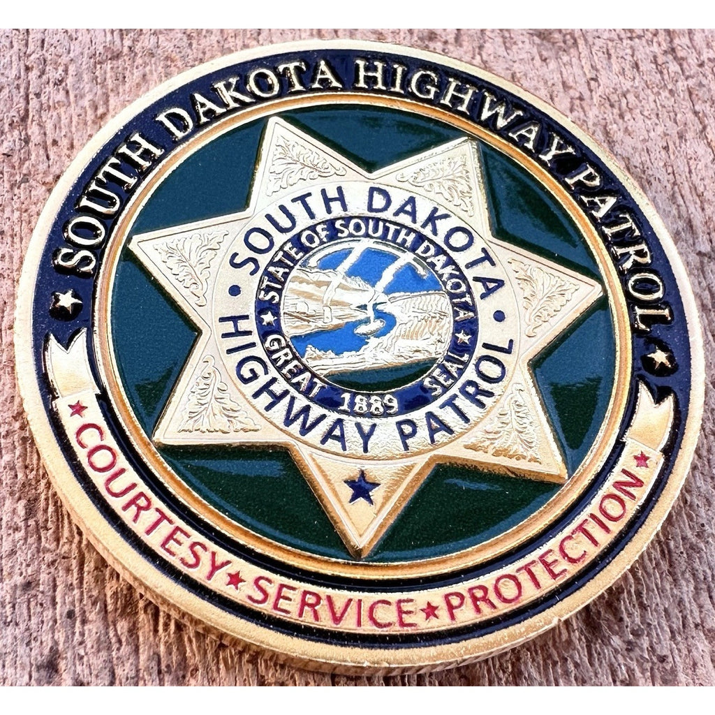 SOUTH DAKOTA HIGHWAY PATROL Challenge Coin With Blue Velvet Case. Fast Shipping!