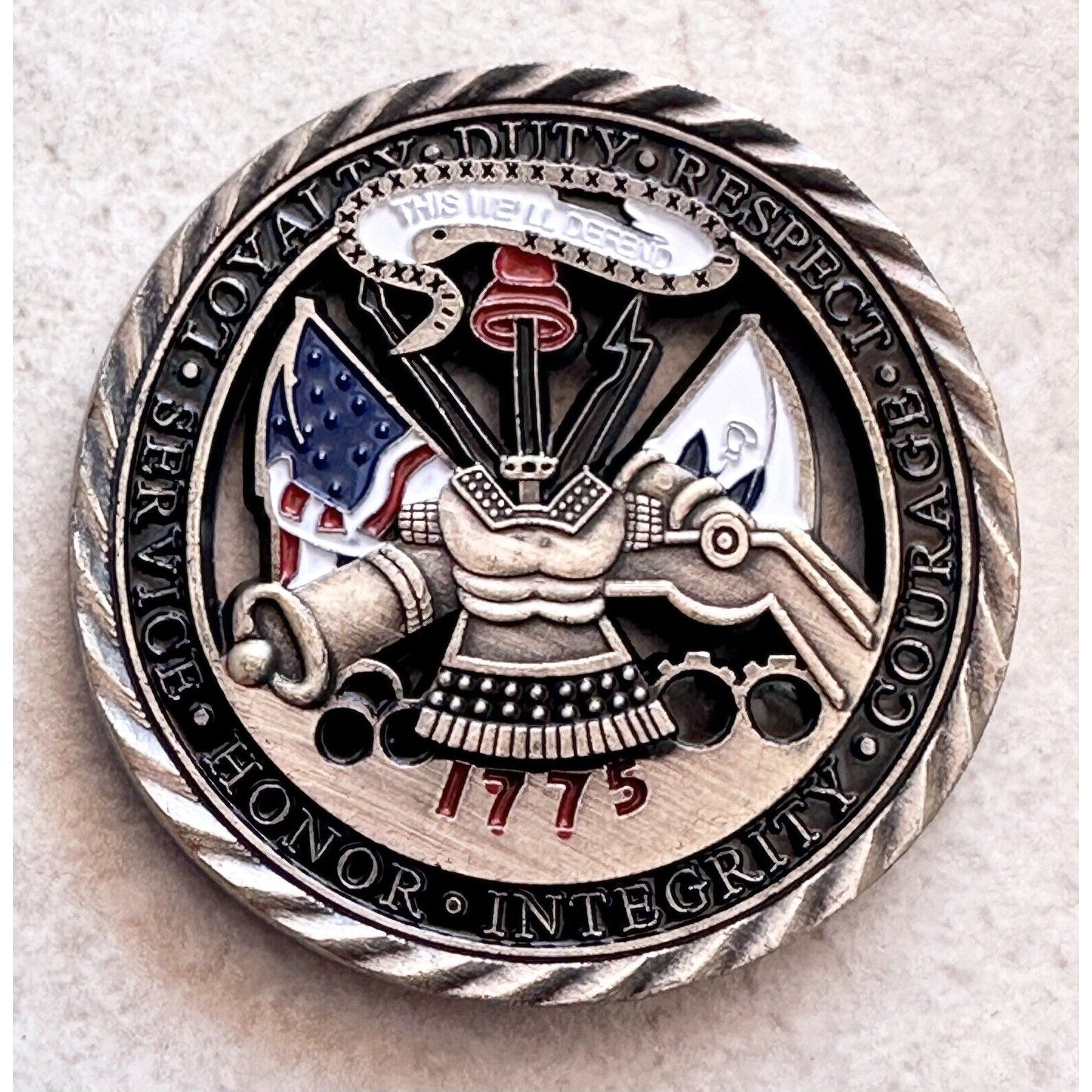 US Army / Core Values Collectible Army Challenge Coin US Army Strong 1775 w/case
