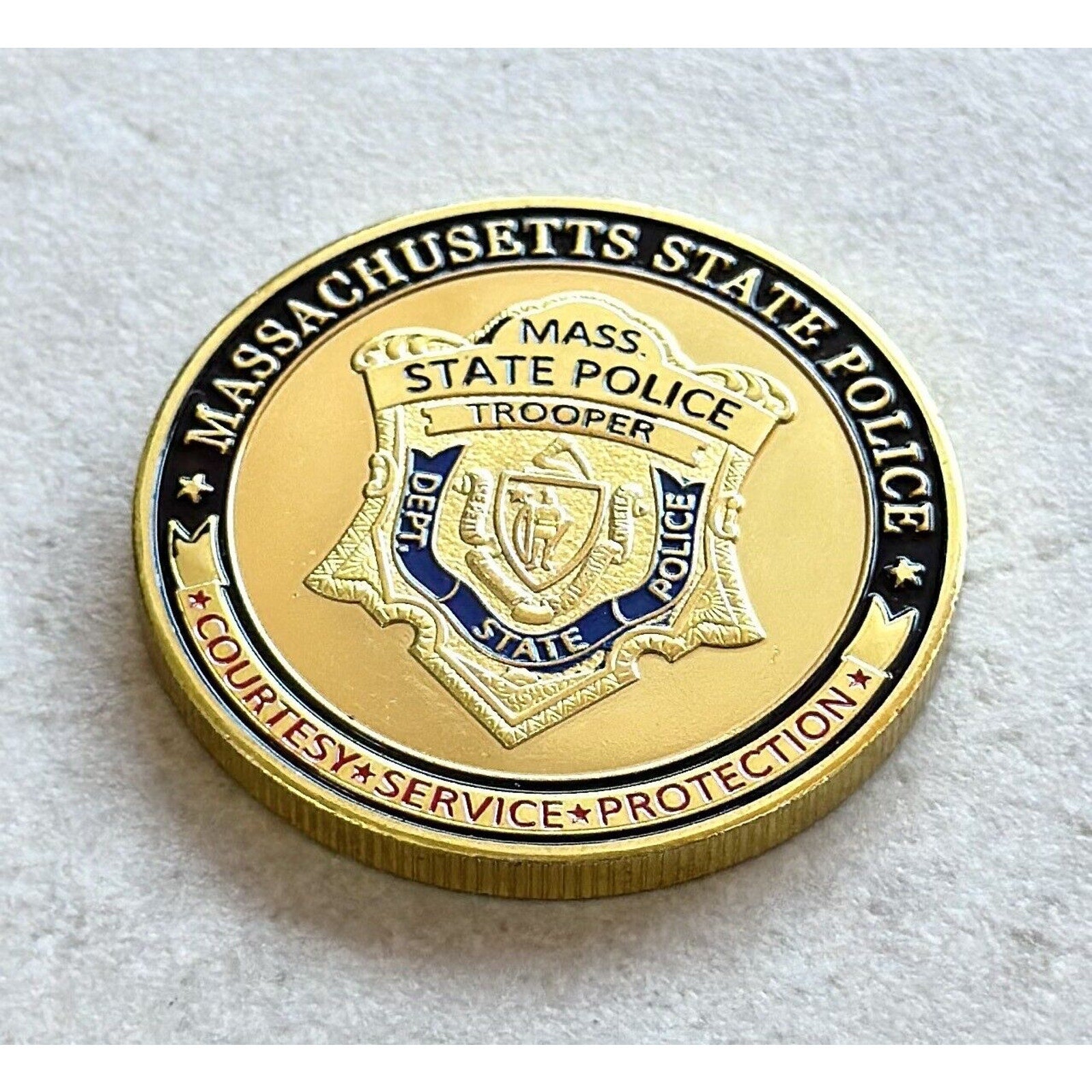 MASSACHUSETTS STATE POLICE Challenge Coin With Special Black Velvet Case