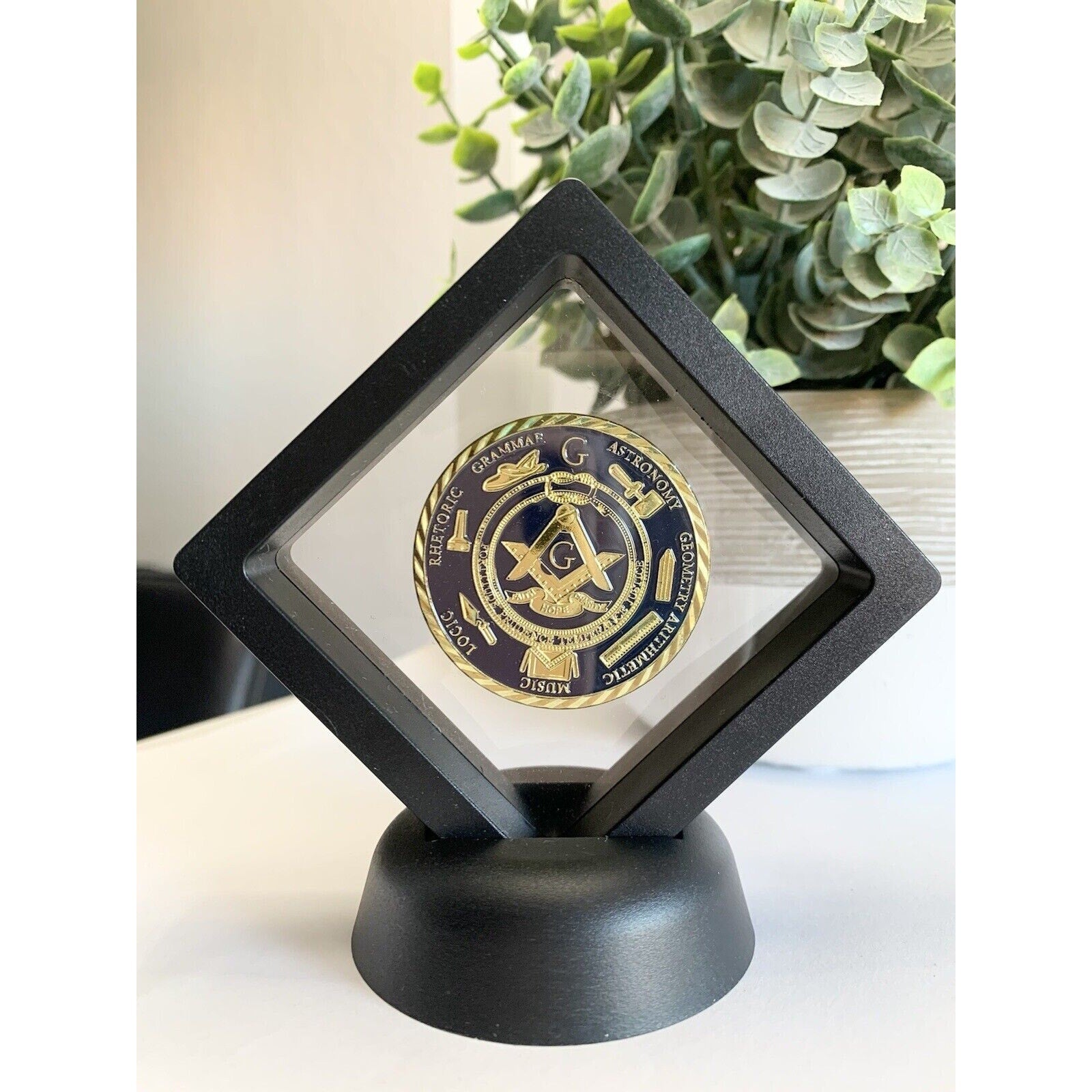 * Freemason Challenge Coin “Brotherhood Of Man Fatherhood Of God” Awesome Coin