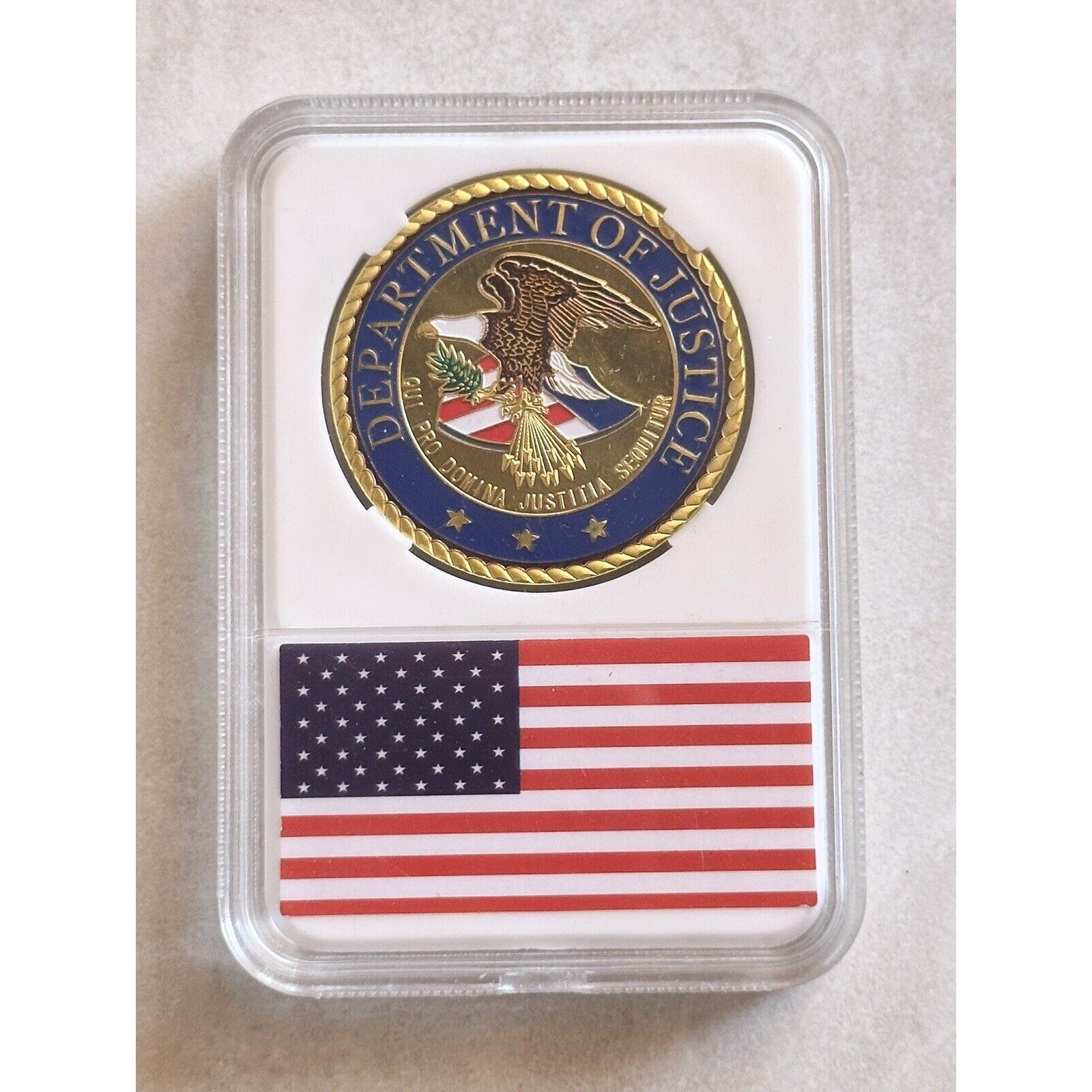 DOJ United States DEPARTMENT OF JUSTICE FBI Challenge Coin With Case