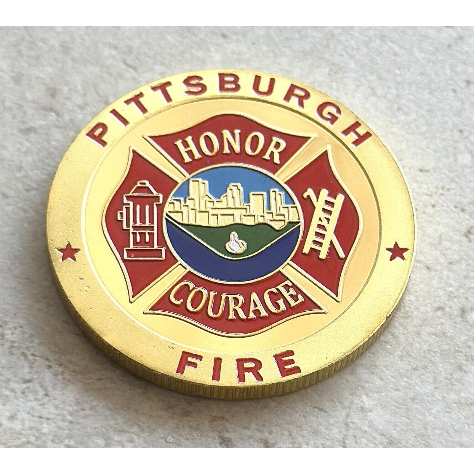 PITTSBURGH BUREAU Of Fire Department Challenge Coin With Special Velvet Case.