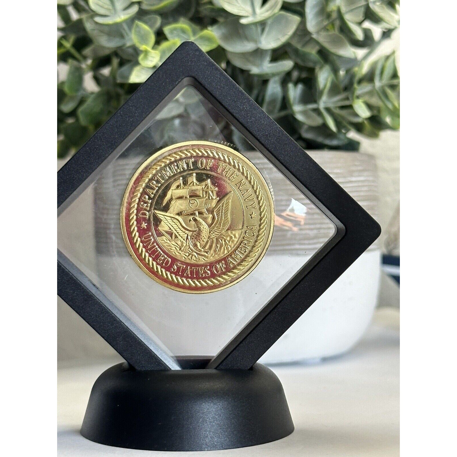 US NAVY CHAPLAIN CORPS Challenge Coin With 3D Display Case
