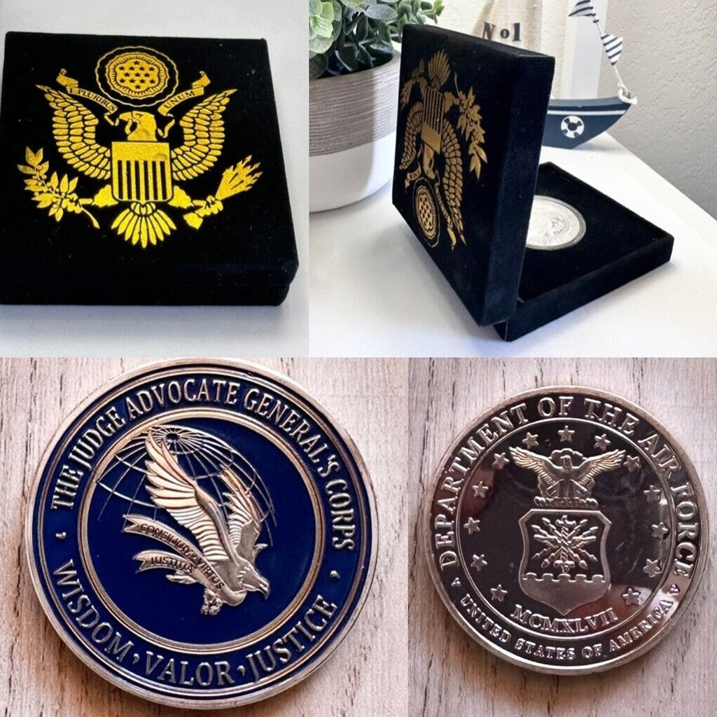 US AIR FORCE (JAG) JUDGE ADVOCATE GENERAL'S CORPS Challenge Coin w/ velvet case.