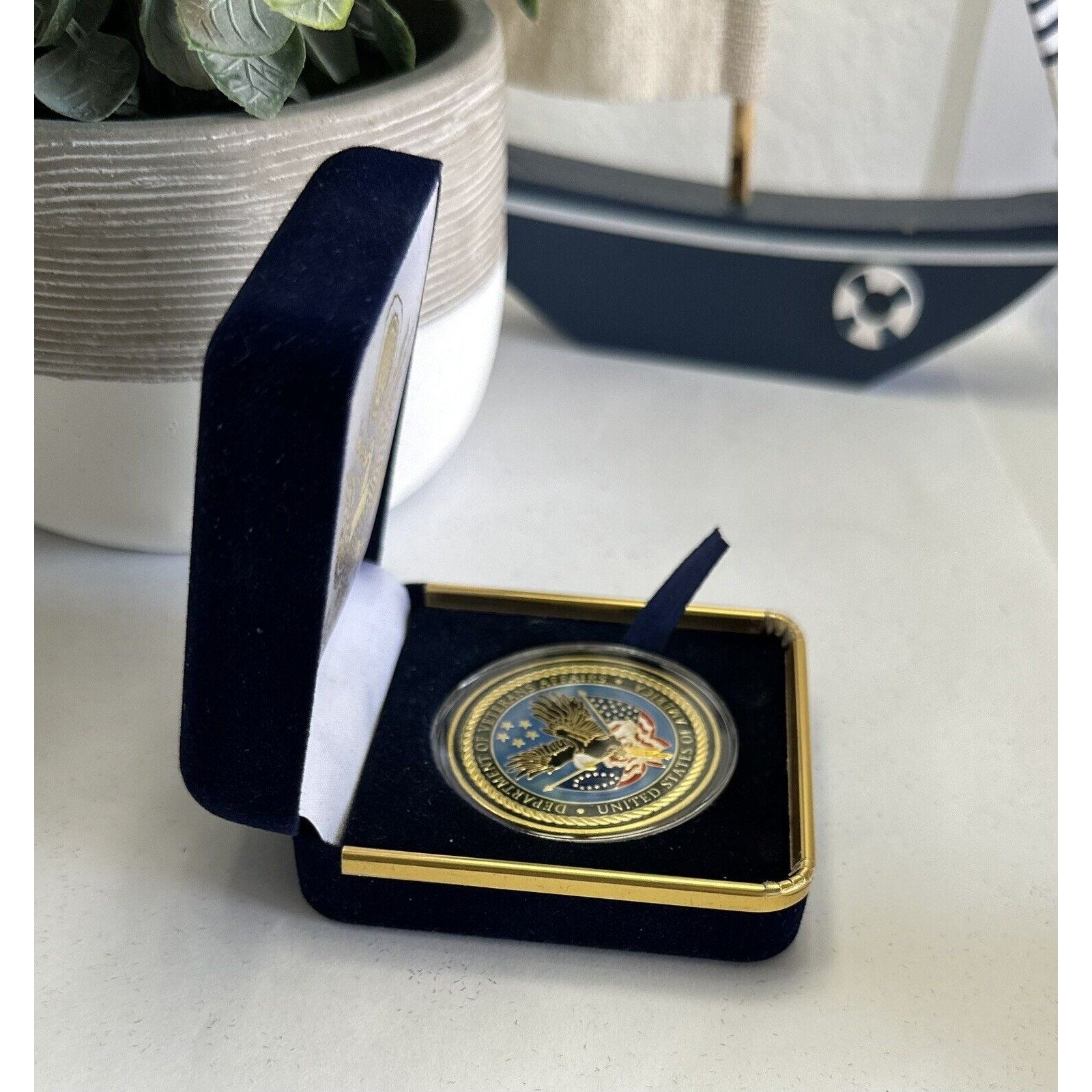 United States Department of Veterans Affairs Challenge Coin 40mm W Special Case