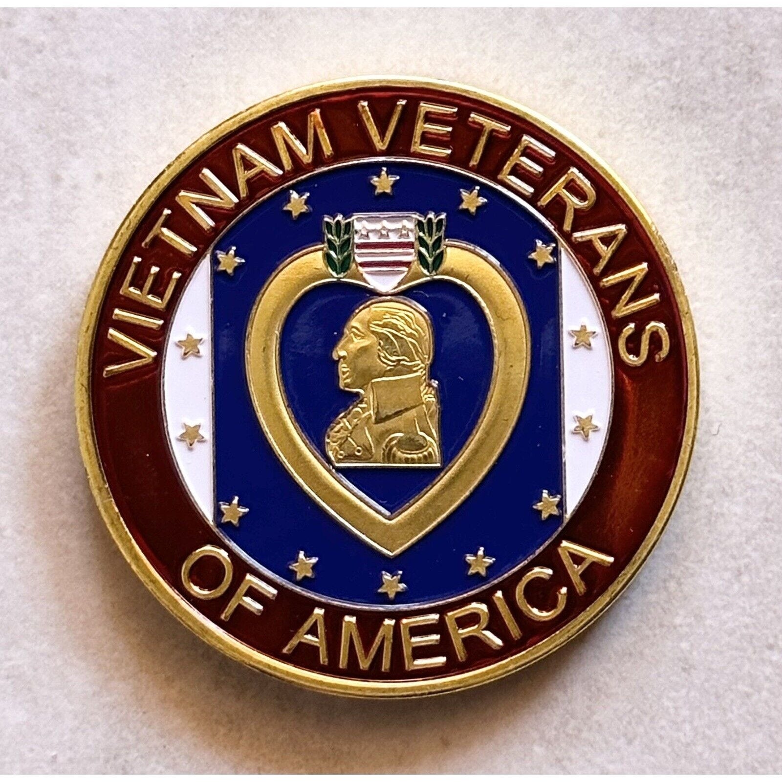 VIETNAM VETERANS OF AMERICA (Purple Heart) Challenge Coin With Case