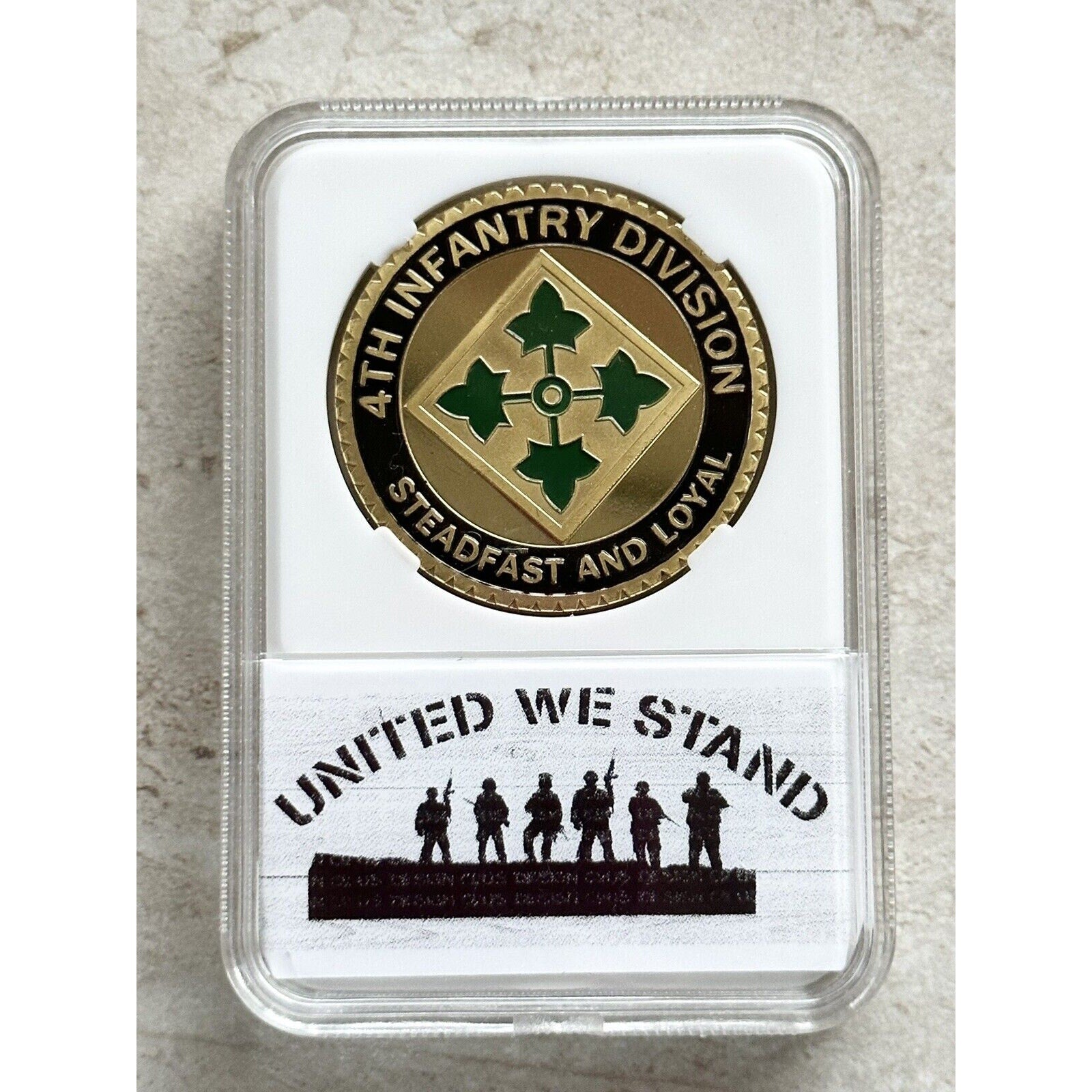 US ARMY 4th INFANTRY DIVISION Challenge Coin w/ Case United We Stand