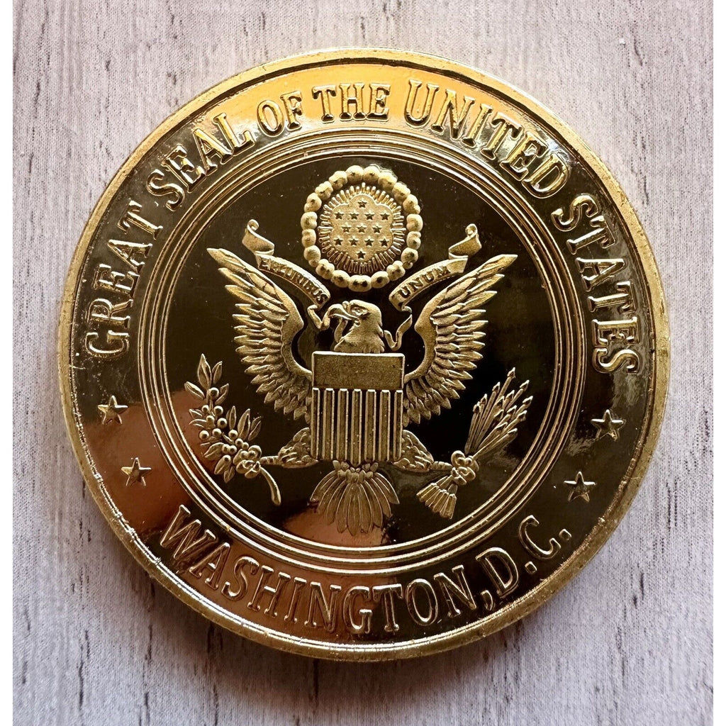 FCC-Federal Communications Commission Challenge Coin US Government w Velvet Case