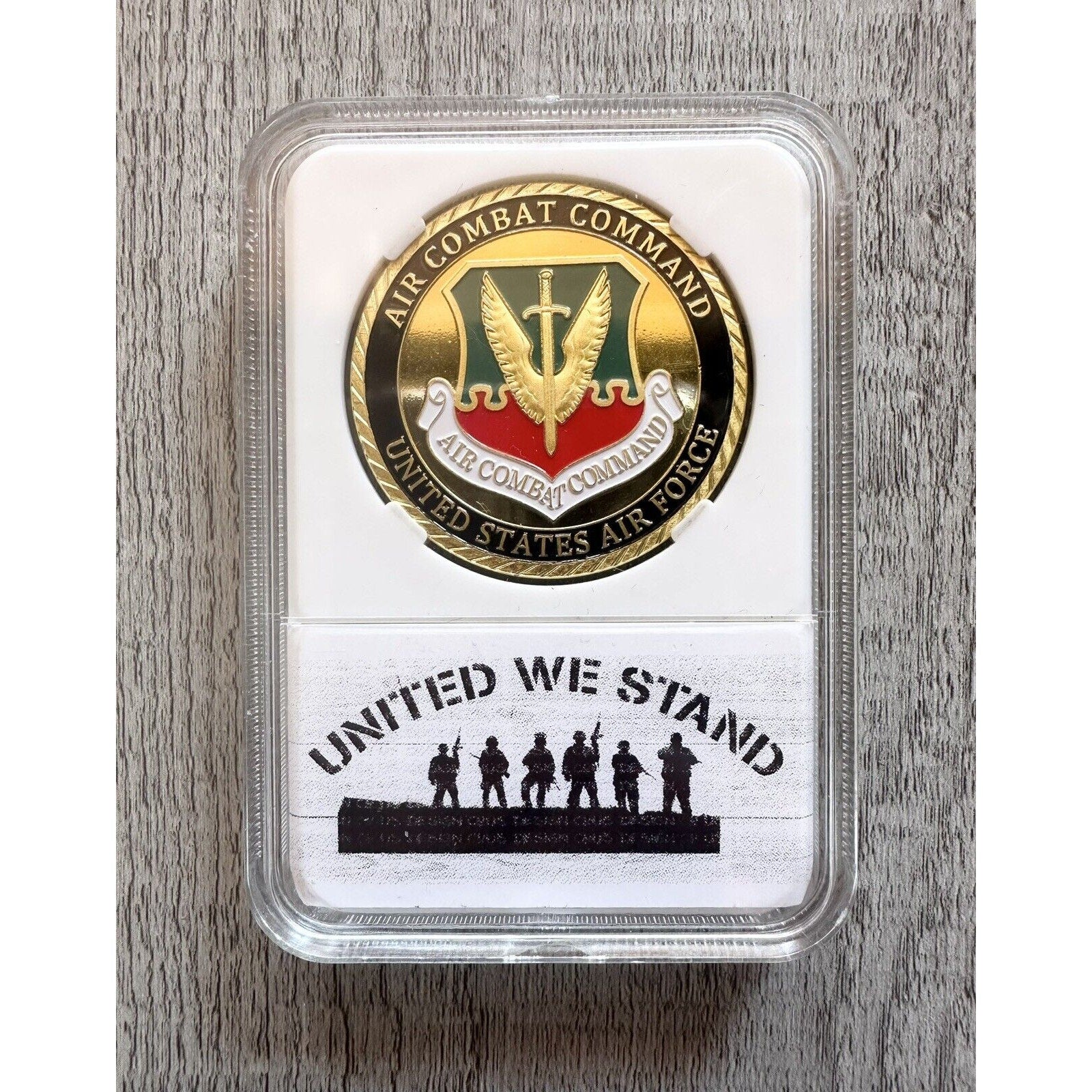 U S AIR FORCE AIR COMBAT COMMAND Challenge Coin with nice case
