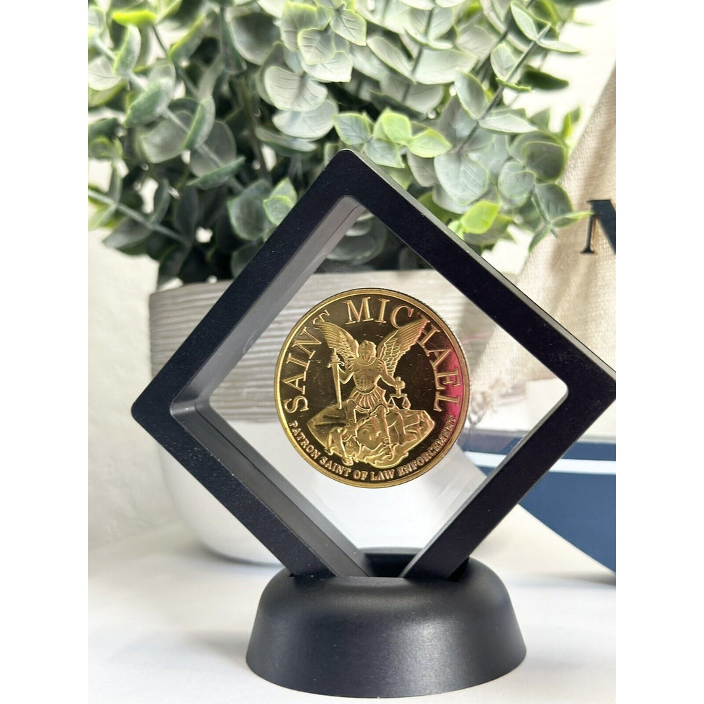 U S Capitol Police Challenge Coin with 3D Display Case. 40mm, Fast Shipping