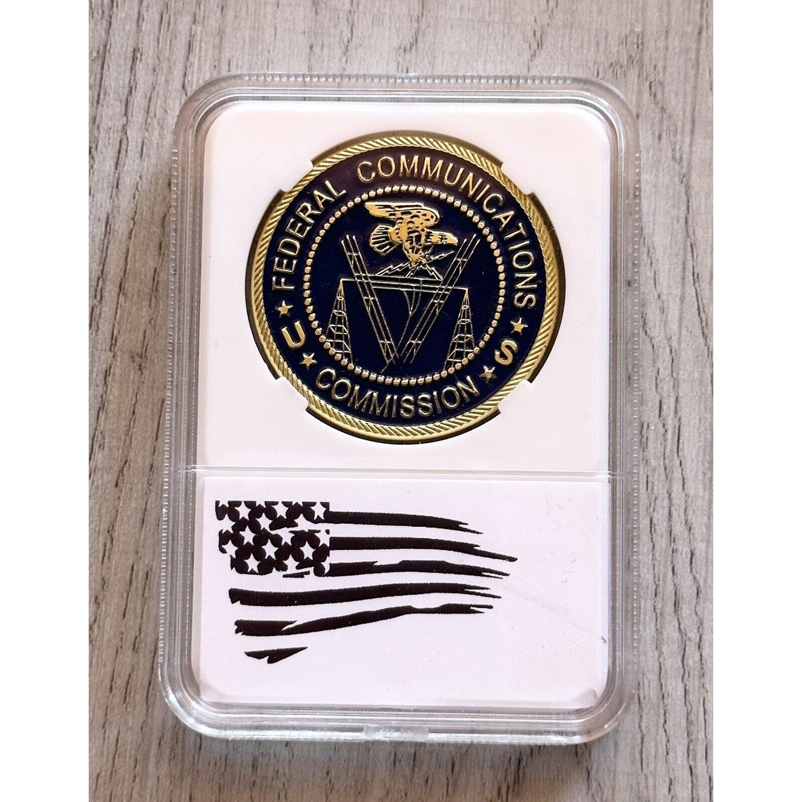 FEDERAL COMMUNICATIONS COMMISSION (FCC) Challenge Coin with case