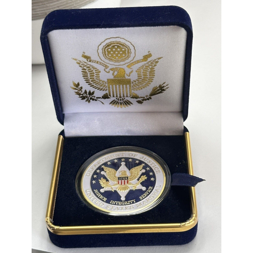 US Federal Marshal Service Special Agent Challenge Coin With Blue Velvet Case