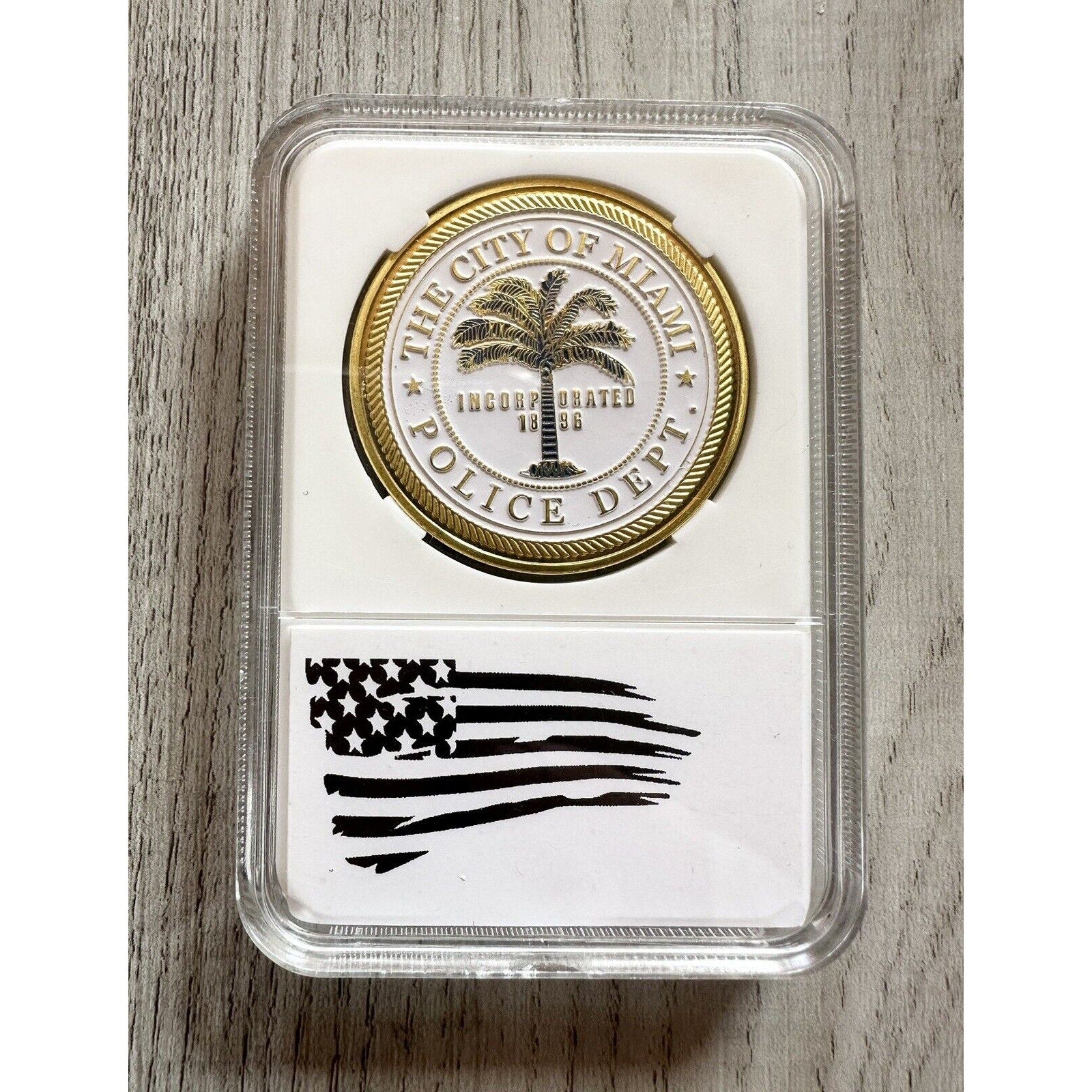 CITY OF MIAMI Police Dept. Challenge Coin with case