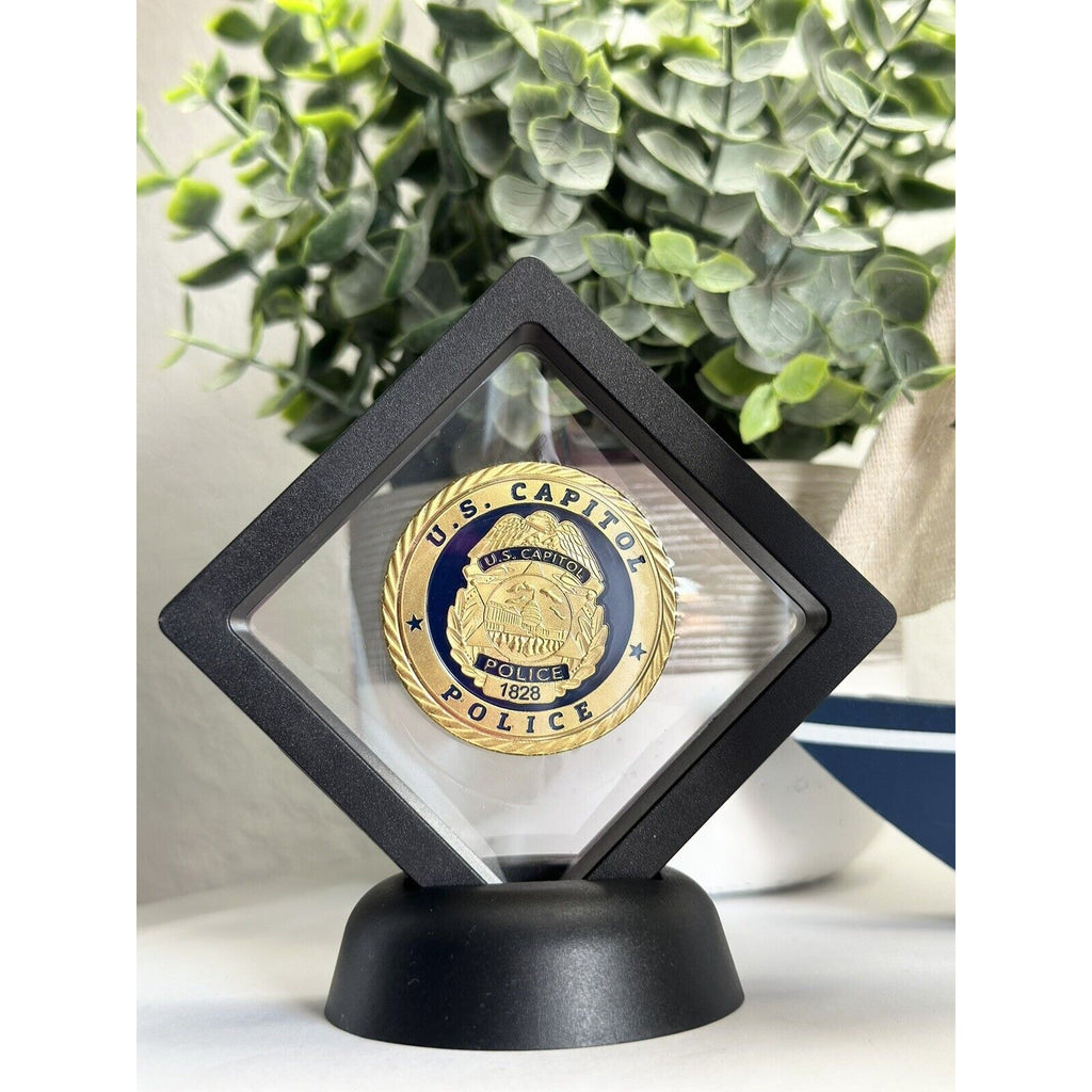 U S Capitol Police Challenge Coin with 3D Display Case. 40mm, Fast Shipping