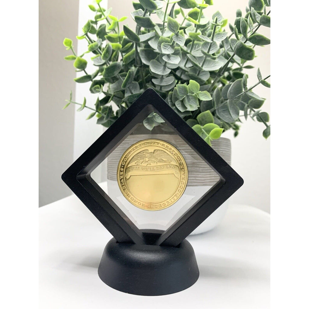 US ARMY RANGERS "Lead The Way" Challenge Coin With 3D Display Case