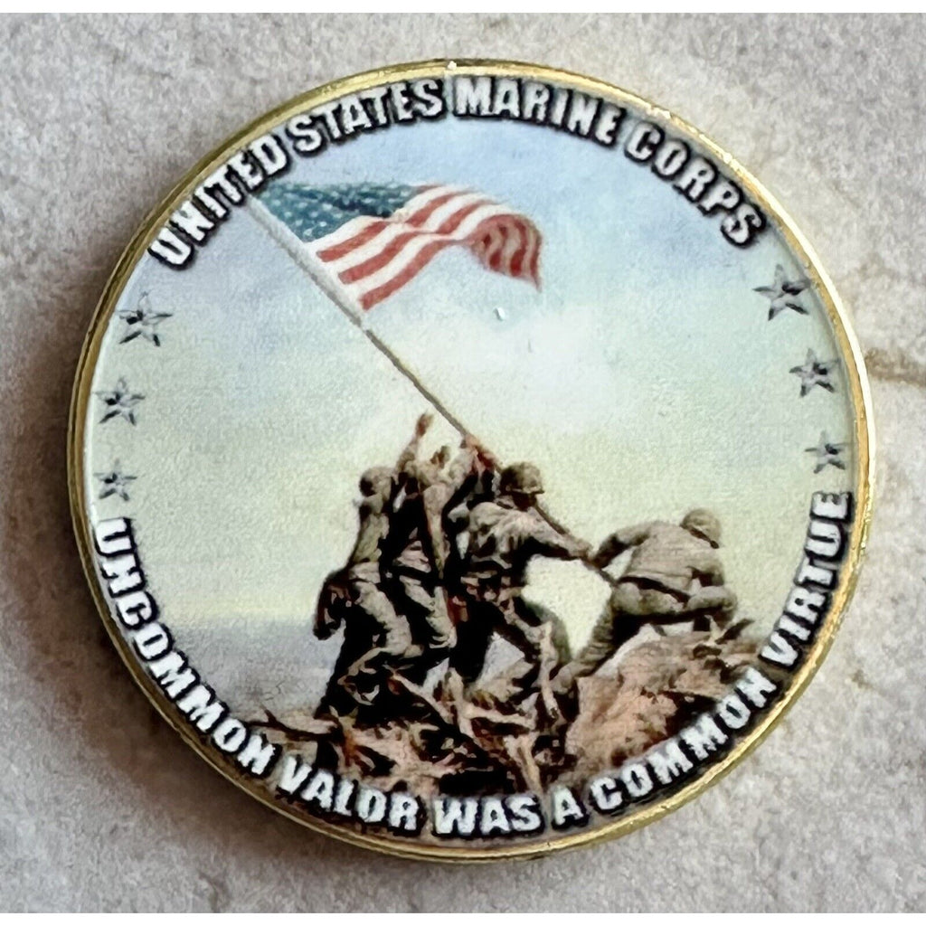U S MARINES IWO JIMA Challenge Coin with velvet case