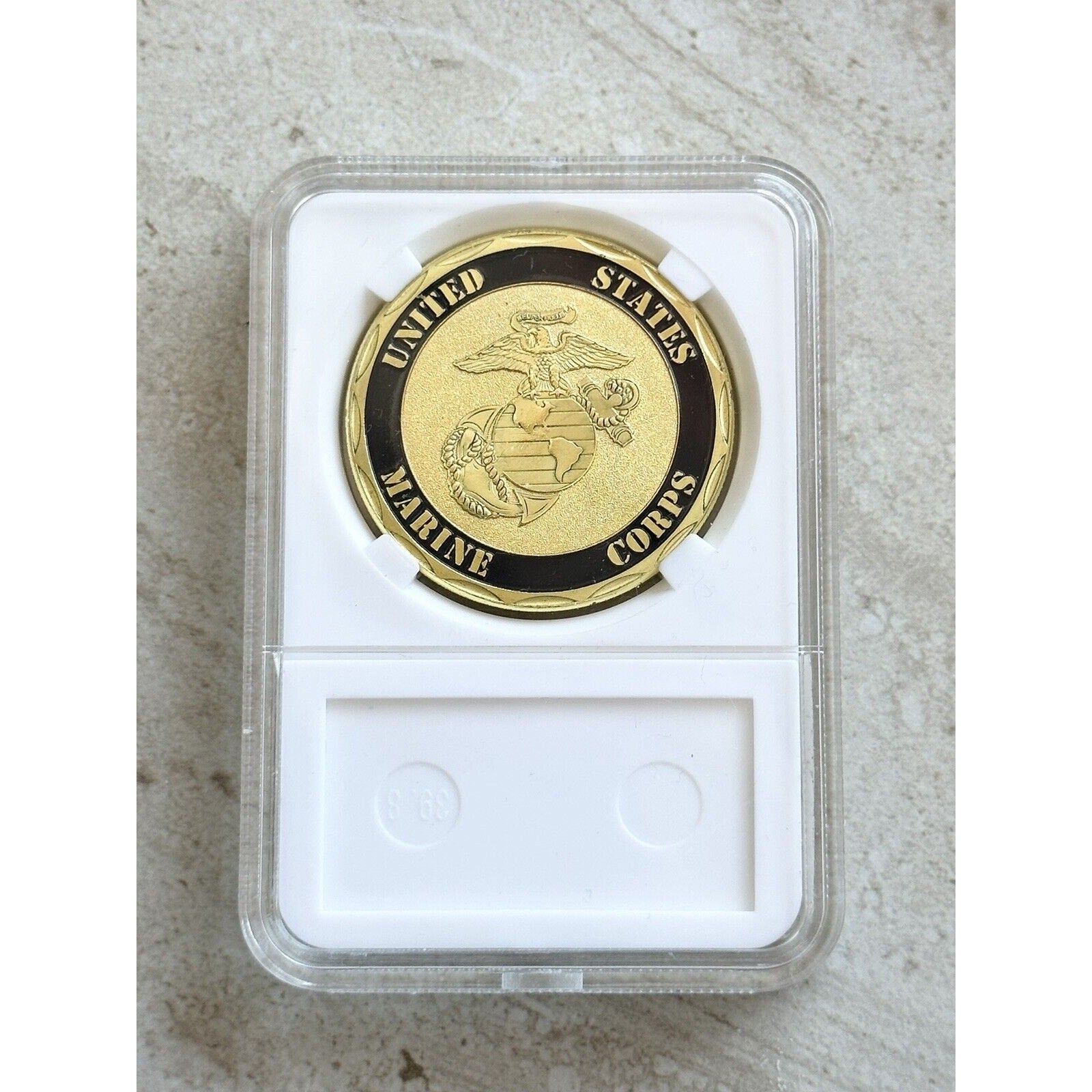 US MARINE CORPS - 8th MARINE REGIMENT Challenge Coin with Nice Case
