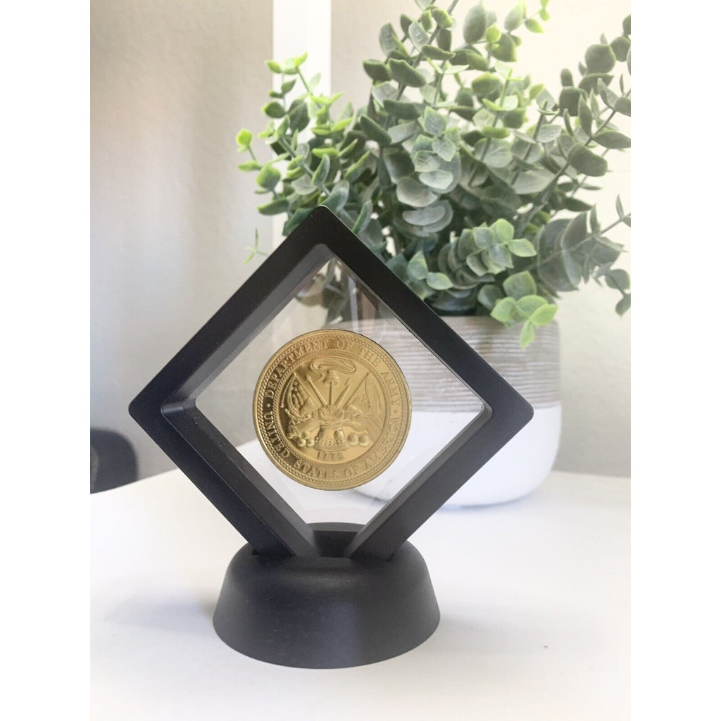 U S Army CHAPLAIN CORPS Challenge Coin With 3D Floating Display Case