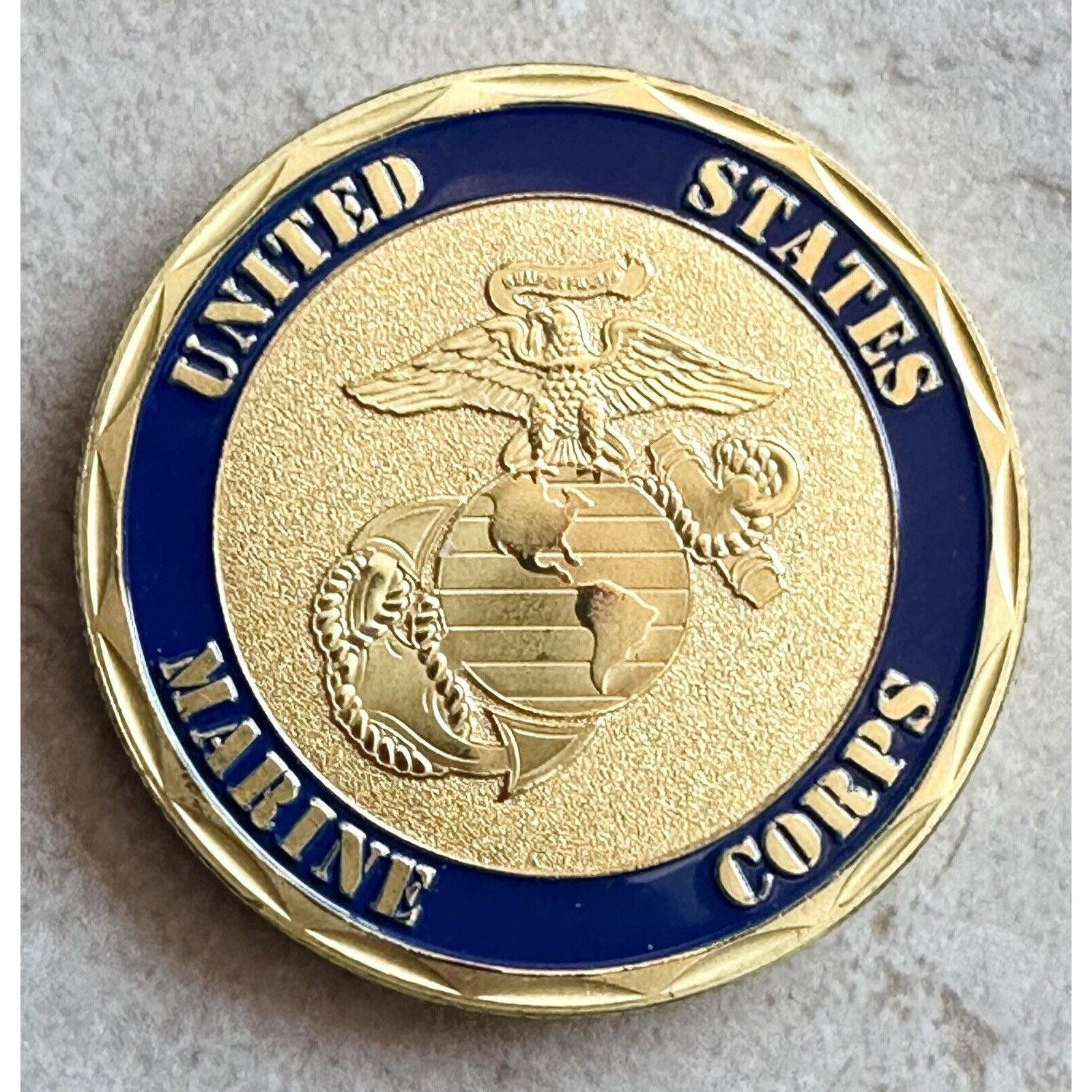 US MARINE CORPS - 1st MARINE REGIMENT Challenge Coin