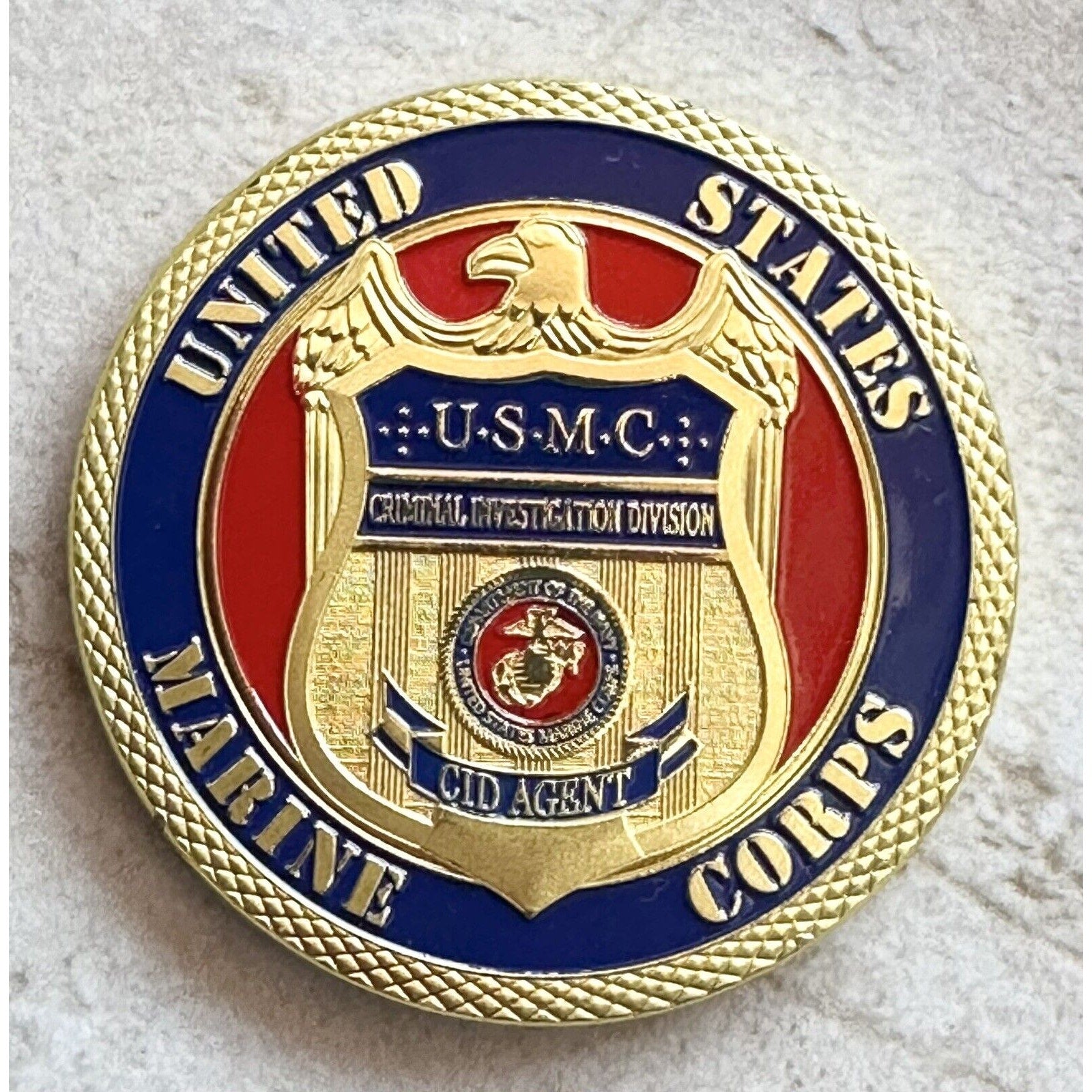 U S MARINE CORPS CRIMINAL INVESTIGATION DIV Challenge Coin with velvet case.