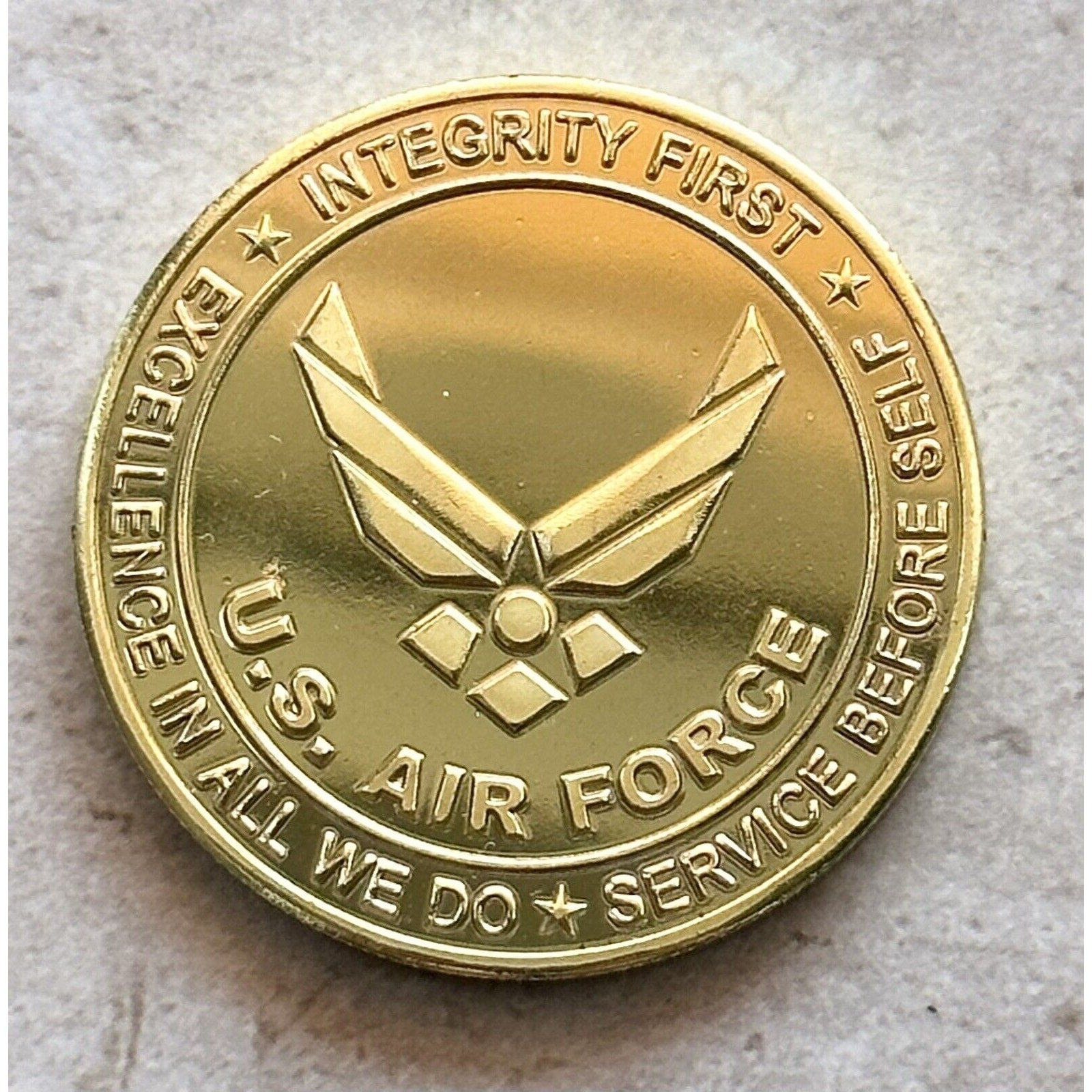 U S AIR FORCE F-35 Lightning II Challenge Coin With Special Velvet Case