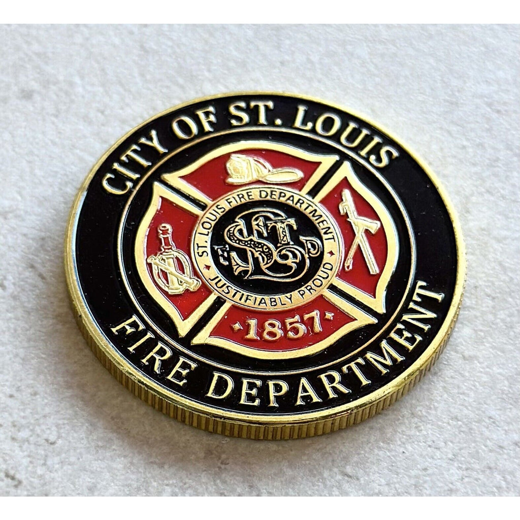 ST. LOUIS FIRE DEPT. Challenge Coin With Special Velvet Case