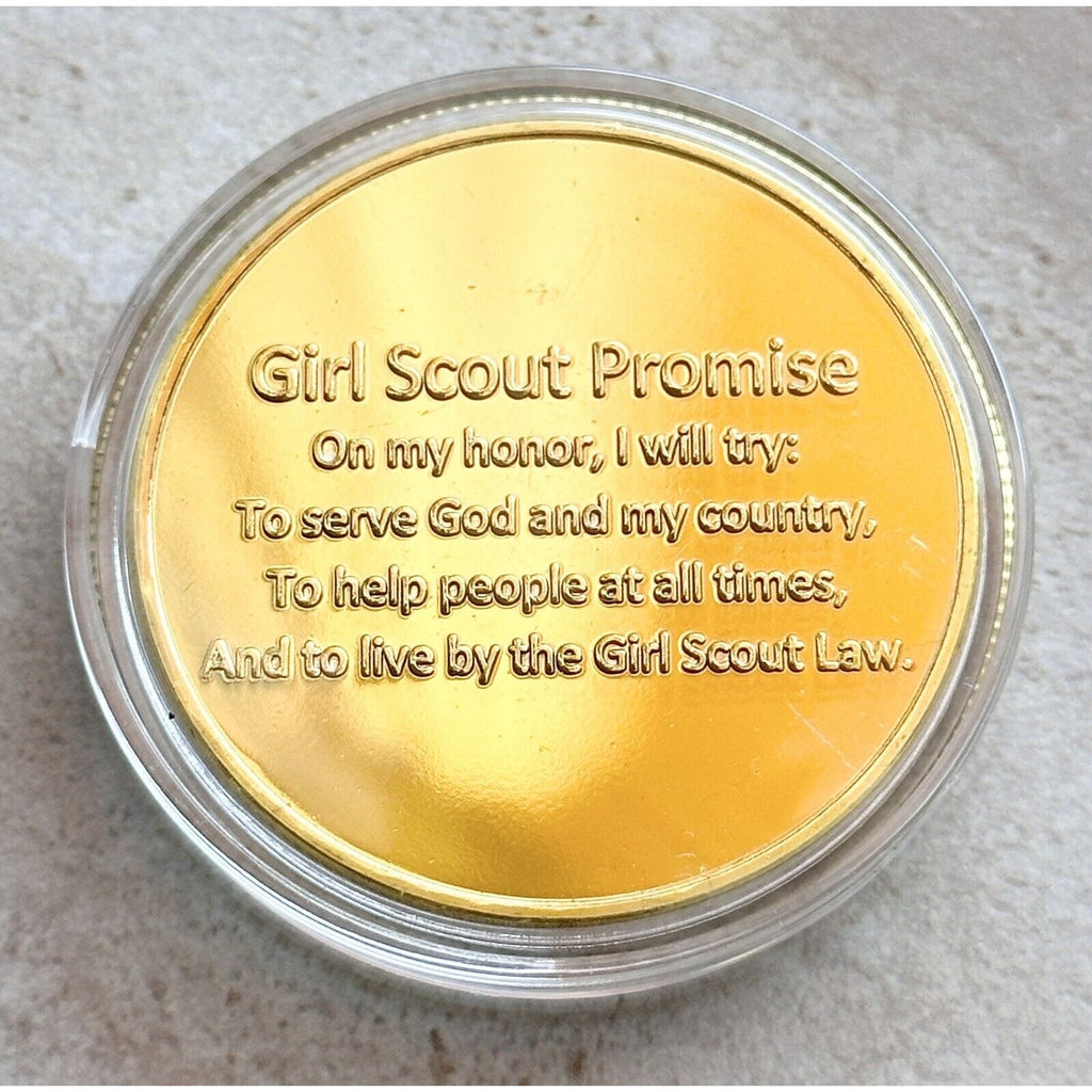 GIRL SCOUTS OF THE UNITED STATES OF AMERICA Challenge Coin with velvet case