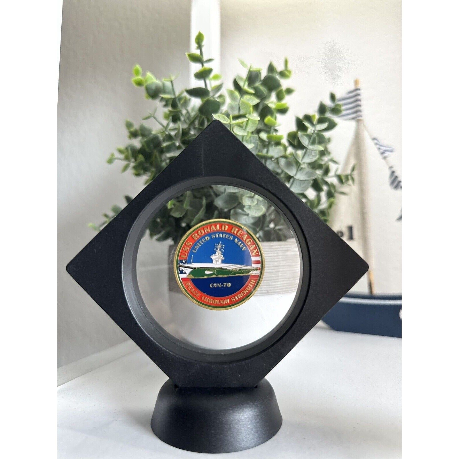 US NAVY - USS RONALD REAGAN - CVN-76 Challenge Coin With 3D Display Case