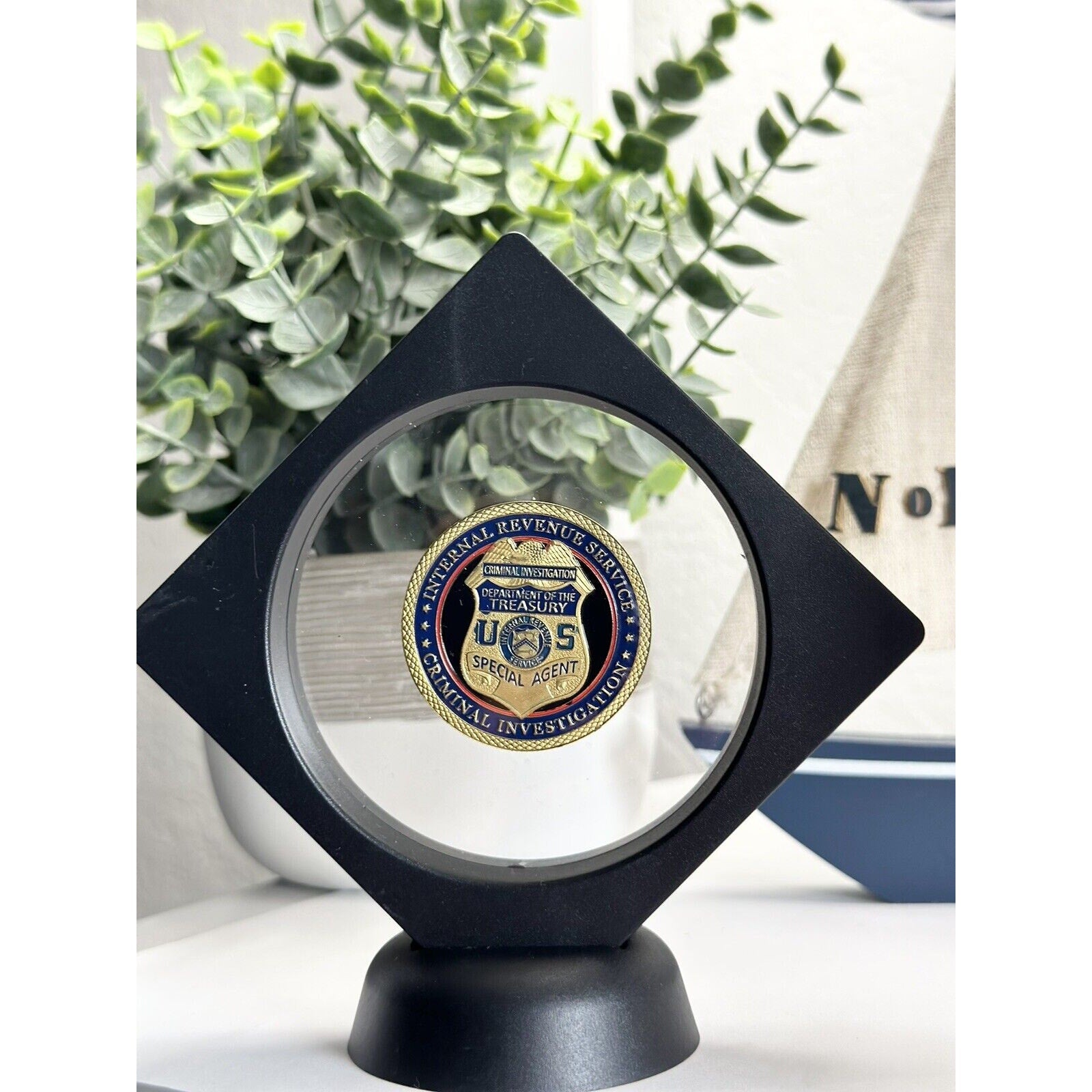 INTERNAL REVENUE SERVICE CRIMINAL INVESTIGATION (CI) Challenge Coin w/ Case
